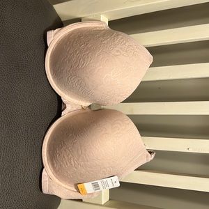 Natori 34 DD Bra - New with Tags